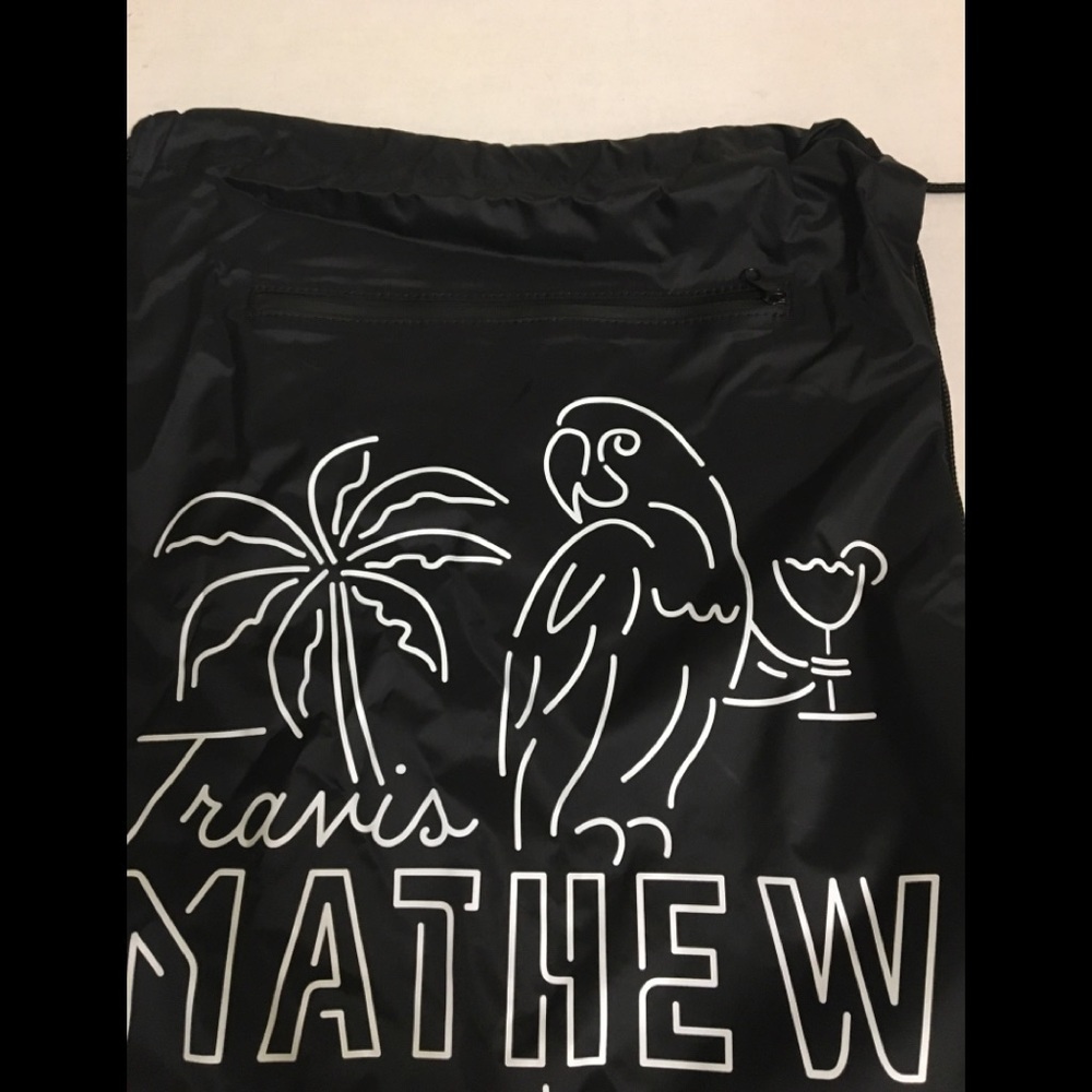 New Travis Mathew Drawstring Backpack - Picture 6 of 11
